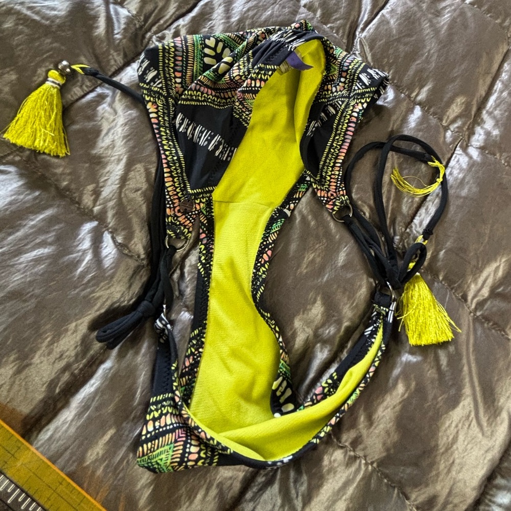 Radio Fiji Stylish Yellow Tassels and Patterned Bikini Bottom - Picture 12 of 12